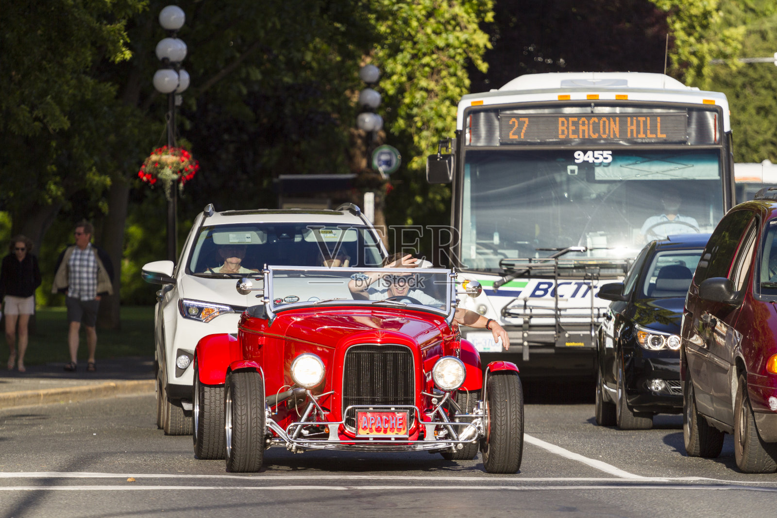 红色的。照片摄影图片