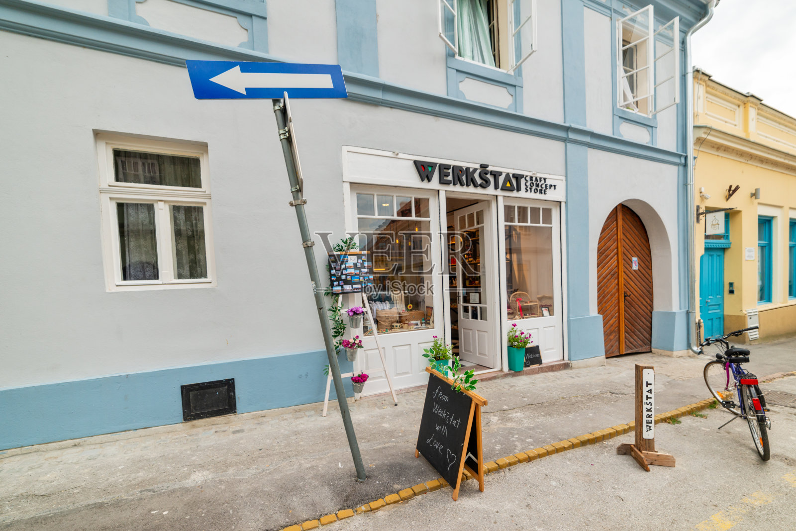 “颂歌š答概念店”照片摄影图片