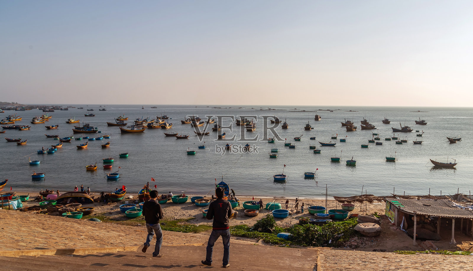 在越南美奈海滩风筝中心学习风筝冲浪照片摄影图片