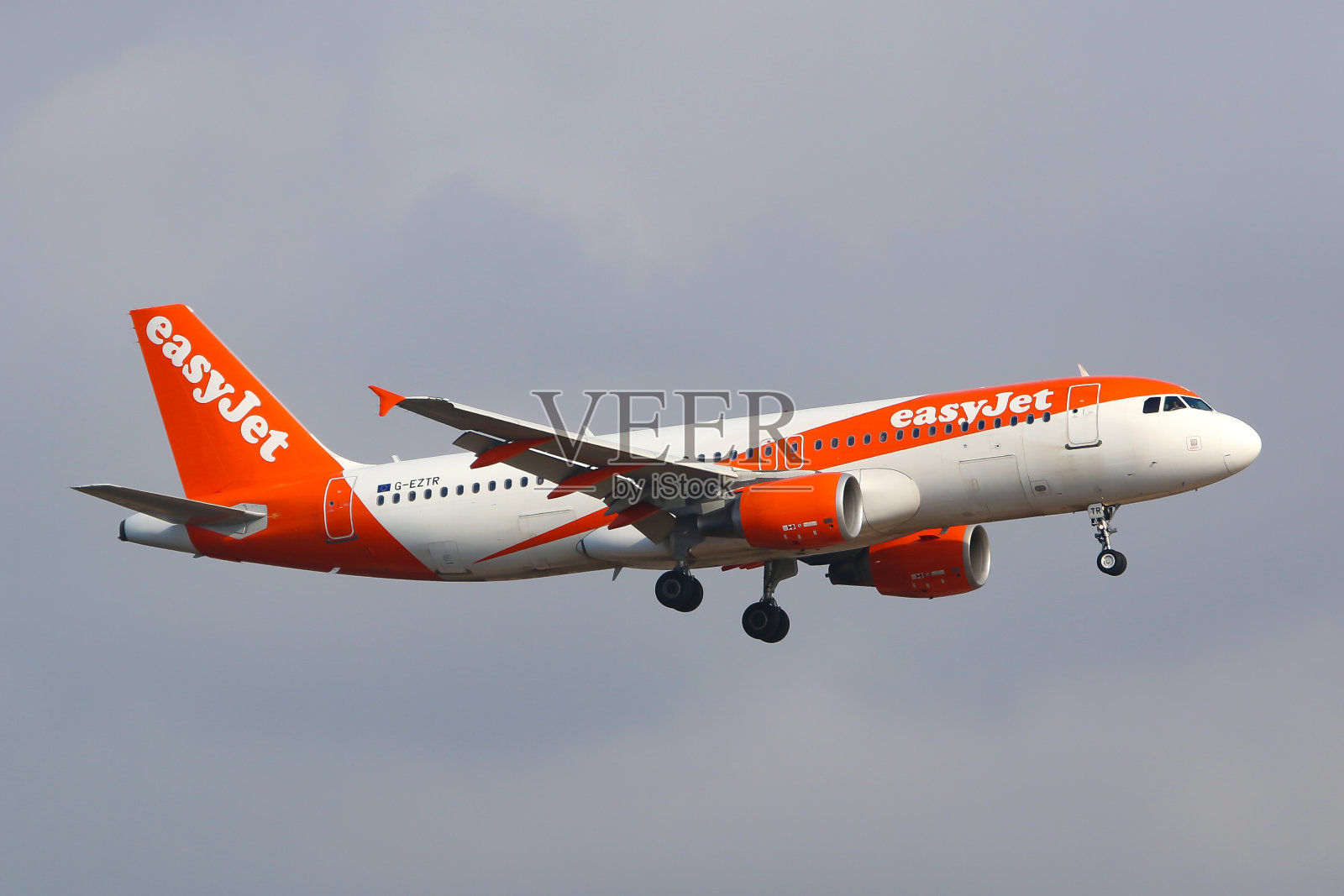 在马略卡岛，A320空中客车A320空中飞机照片摄影图片