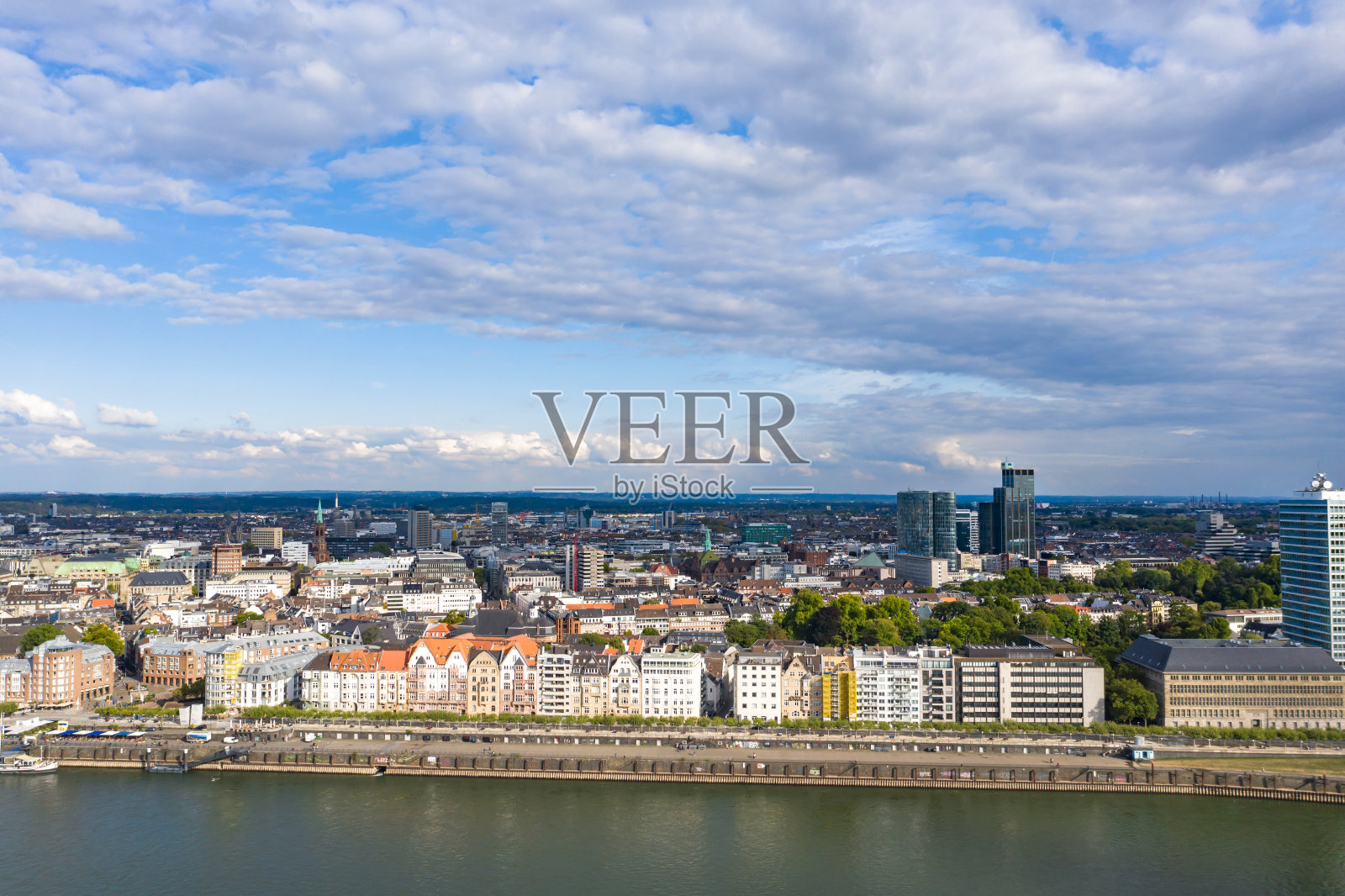 莱茵在杜塞尔多夫照片摄影图片