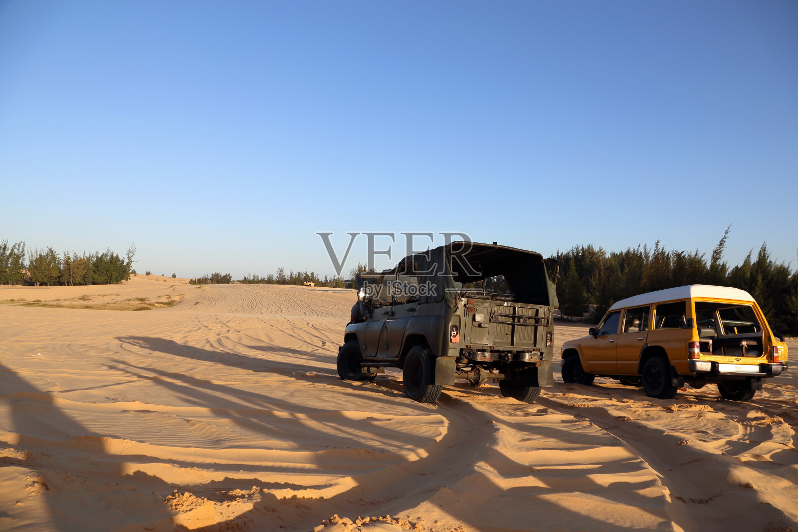 白色沙滩照片摄影图片