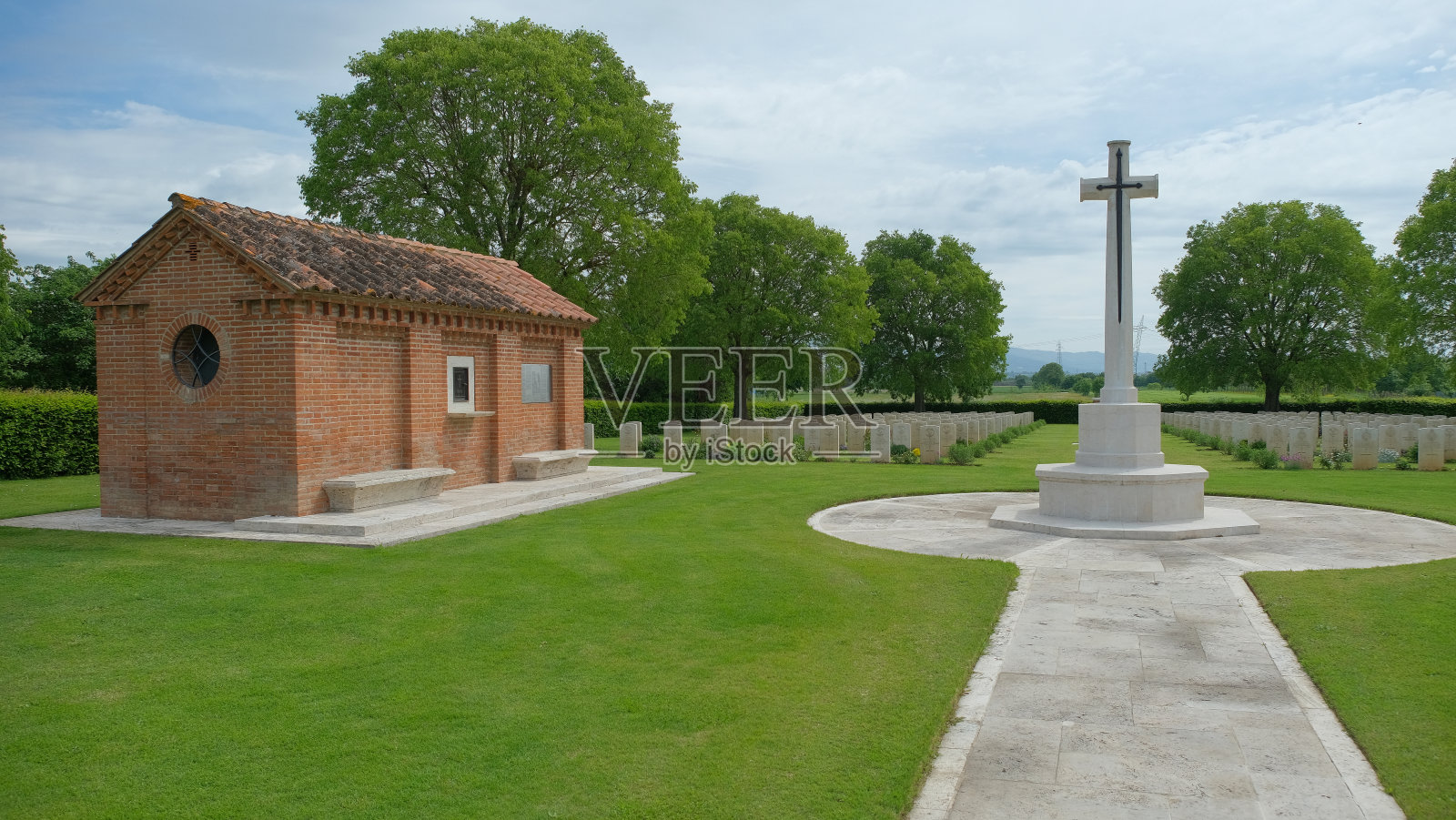 福亚诺德拉基亚纳战争公墓照片摄影图片