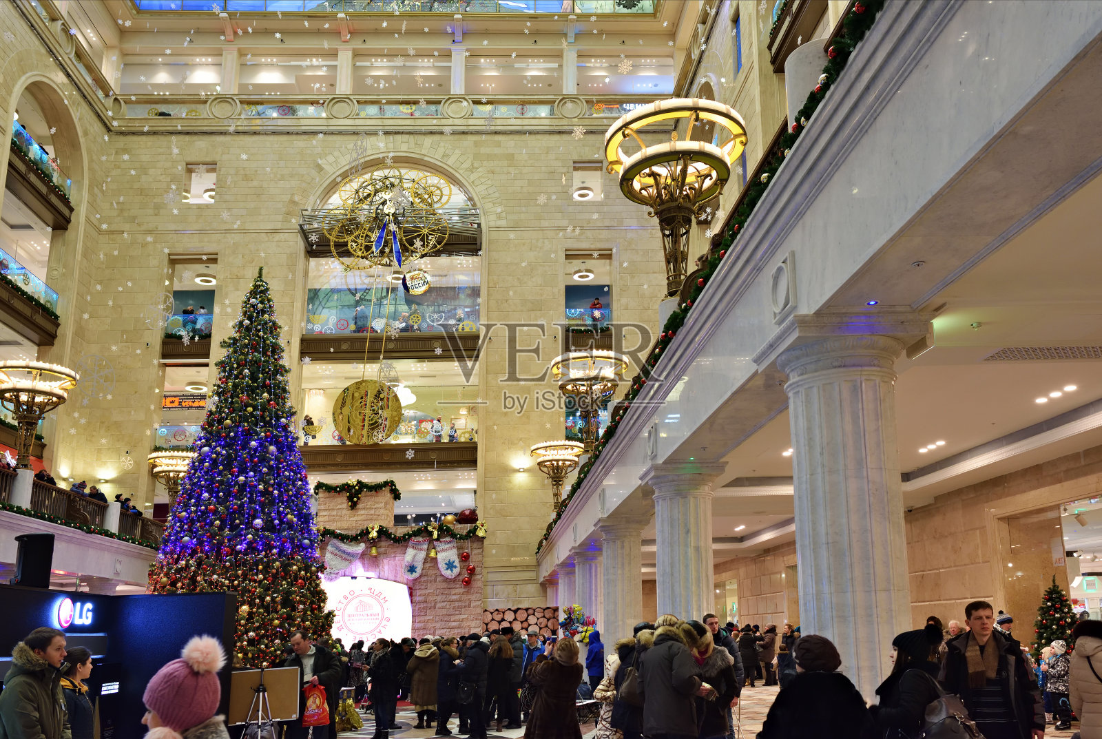 主要在莫斯科中央儿童商店装饰圣诞节照片摄影图片