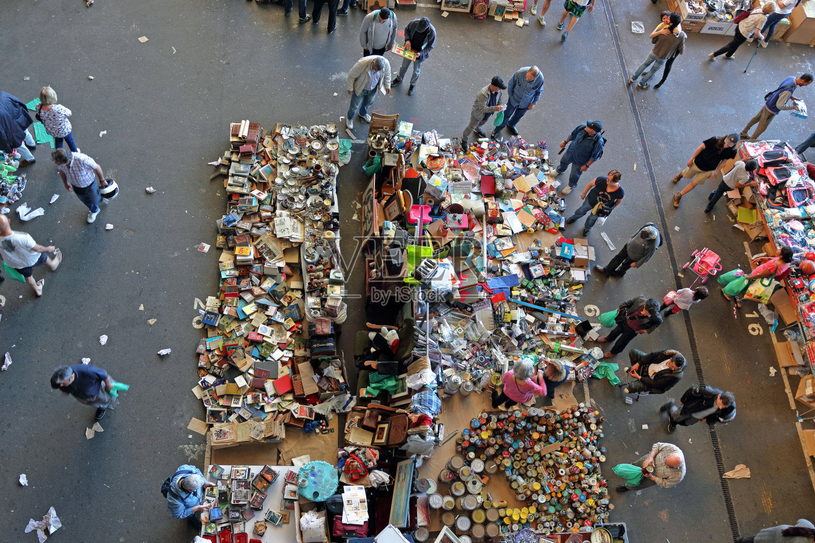 巴塞罗那:Encants Vells跳蚤市场照片摄影图片