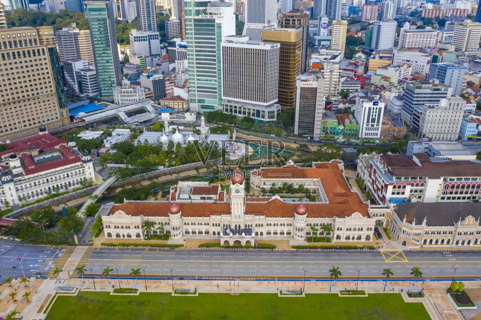 苏丹·阿卜杜勒·萨马德大楼，自由的平原照片摄影图片