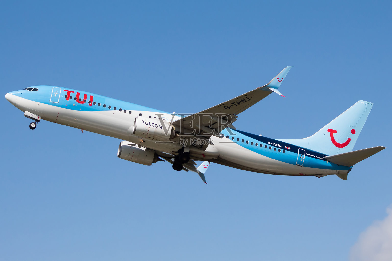 途易波音737-800起飞照片摄影图片