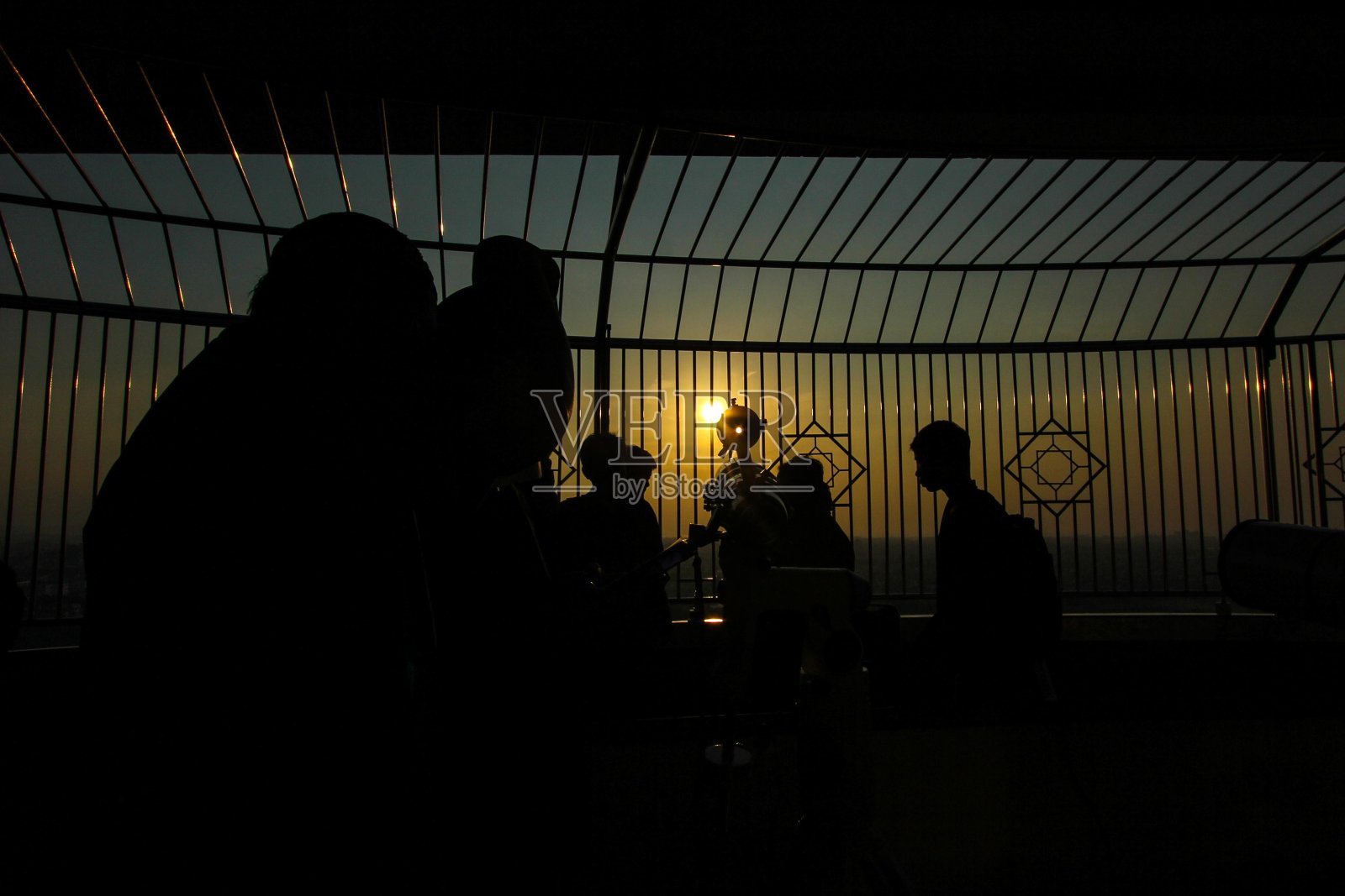 Hilal评论照片摄影图片