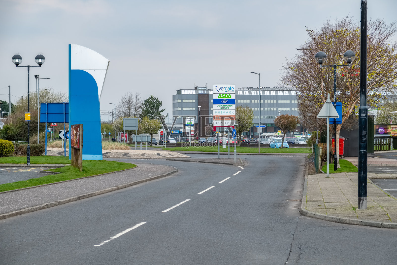 欧文在复活节周末的开始看坎宁安家的房子。照片摄影图片