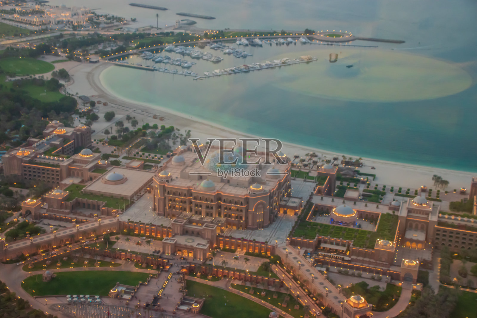 阿布扎比阿联酋皇宫酒店美丽日落全景照片摄影图片