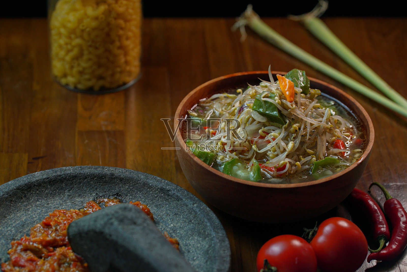 印尼特色菜，即“cah touge”照片摄影图片