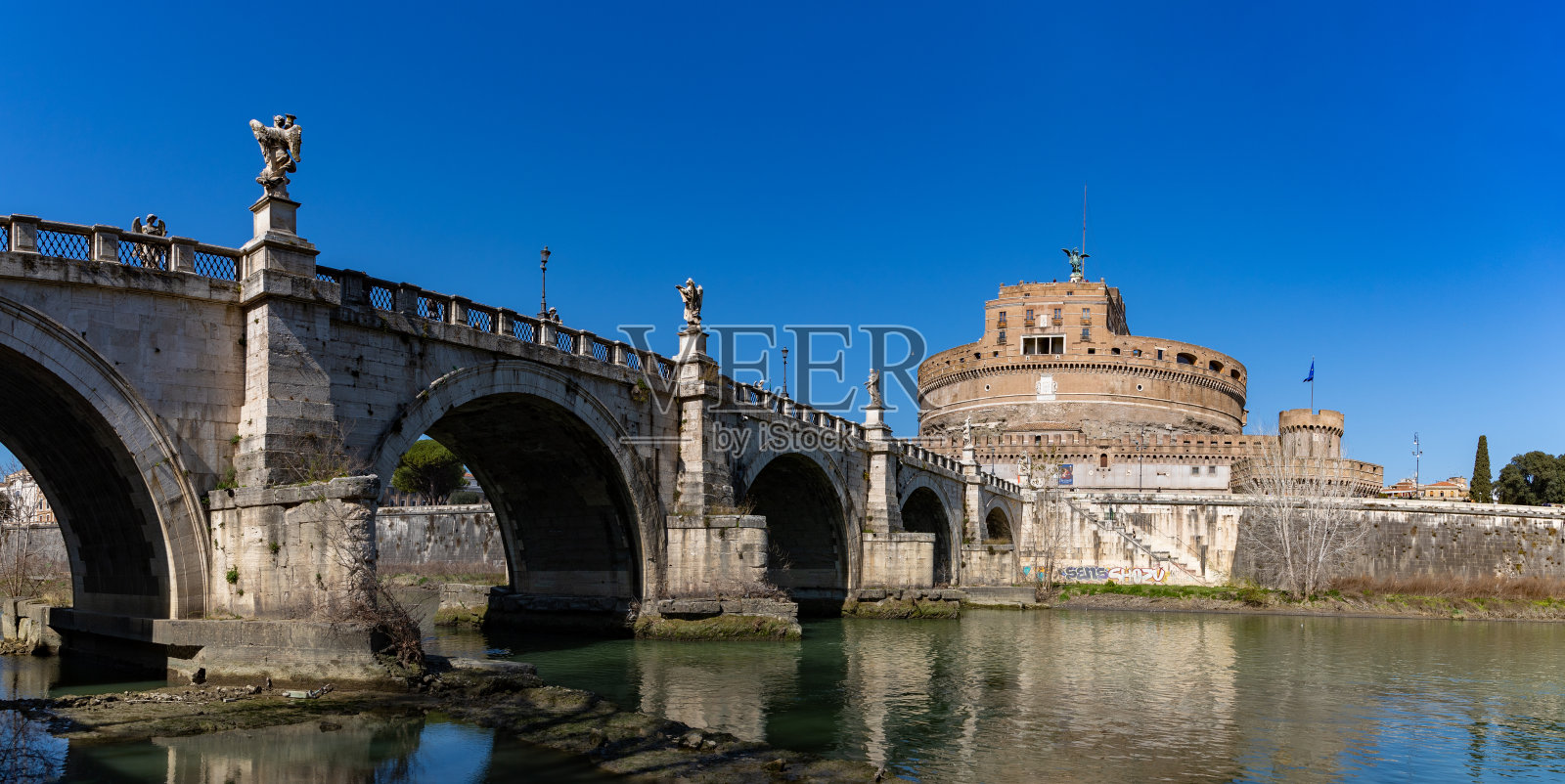 圣安杰洛桥和圣安杰洛城堡照片摄影图片