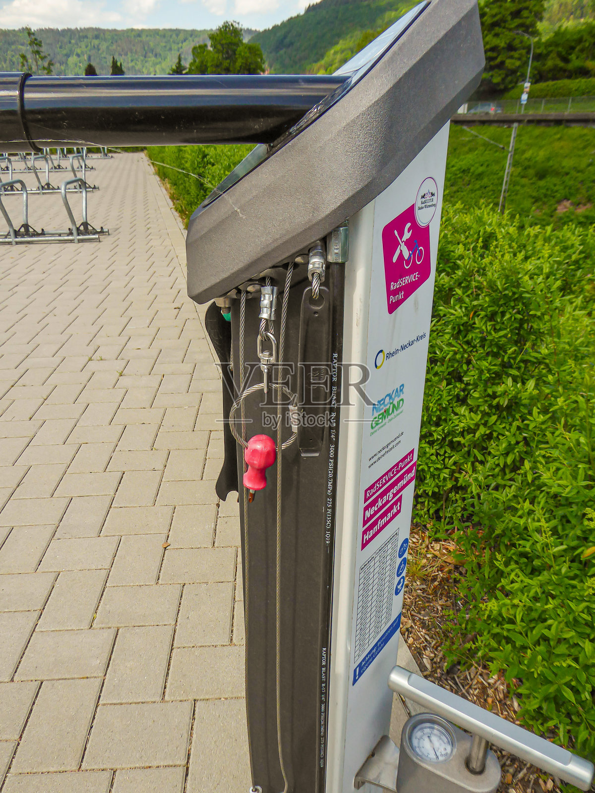 自行车维修站照片摄影图片