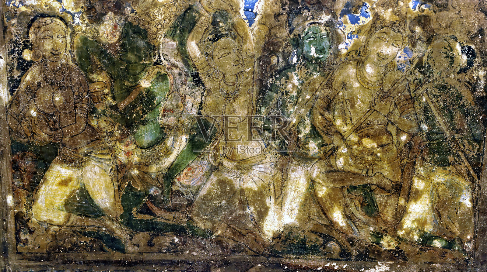 联合国教科文组织世界遗产奥兰加巴德附近的耆那教洞穴的天花板上的绘画照片摄影图片