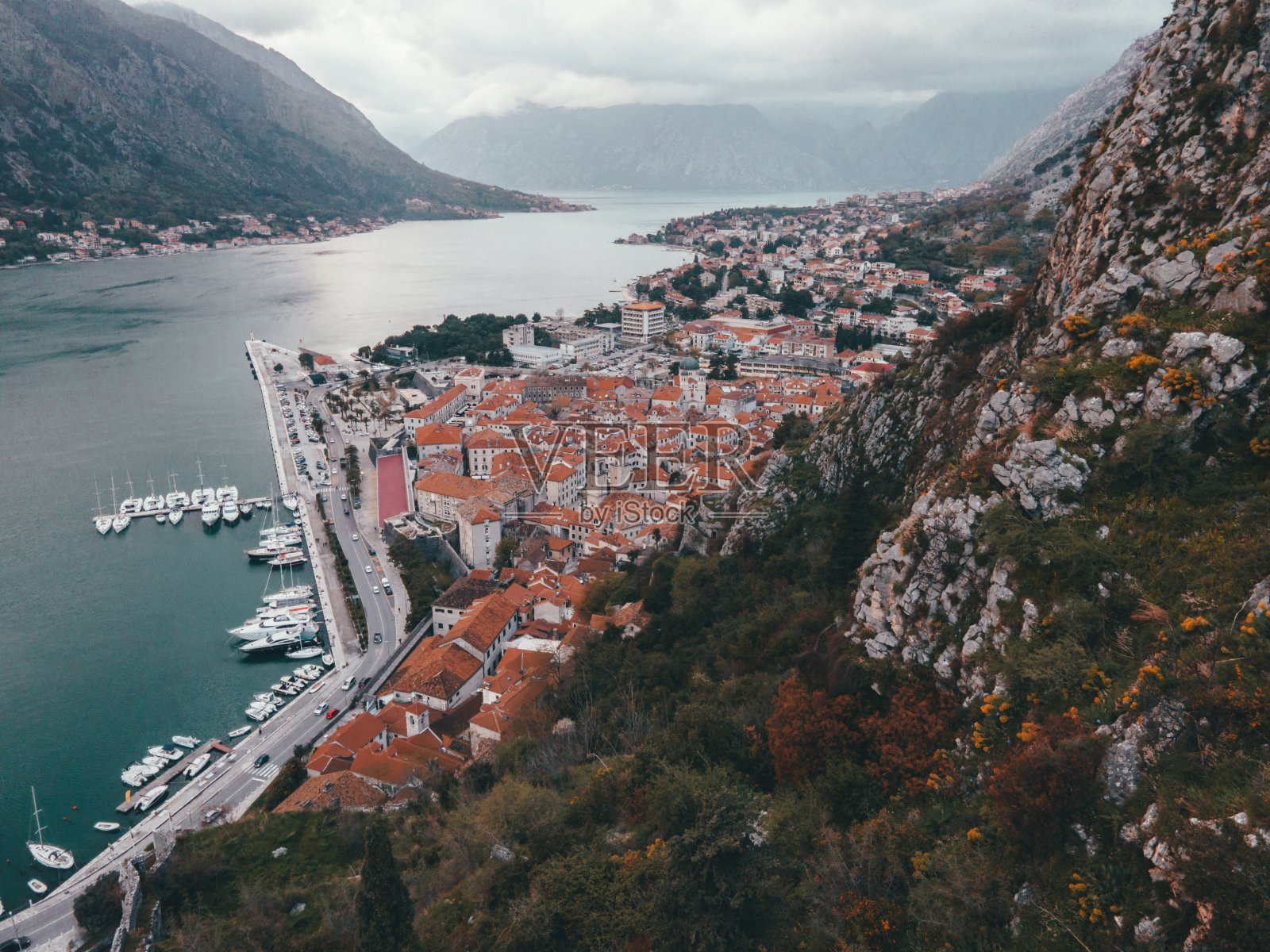 黑山的科托尔老城照片摄影图片