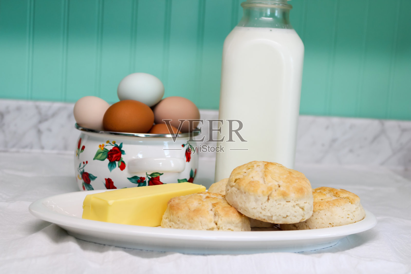 一顿健康早餐的简单健康食材照片摄影图片