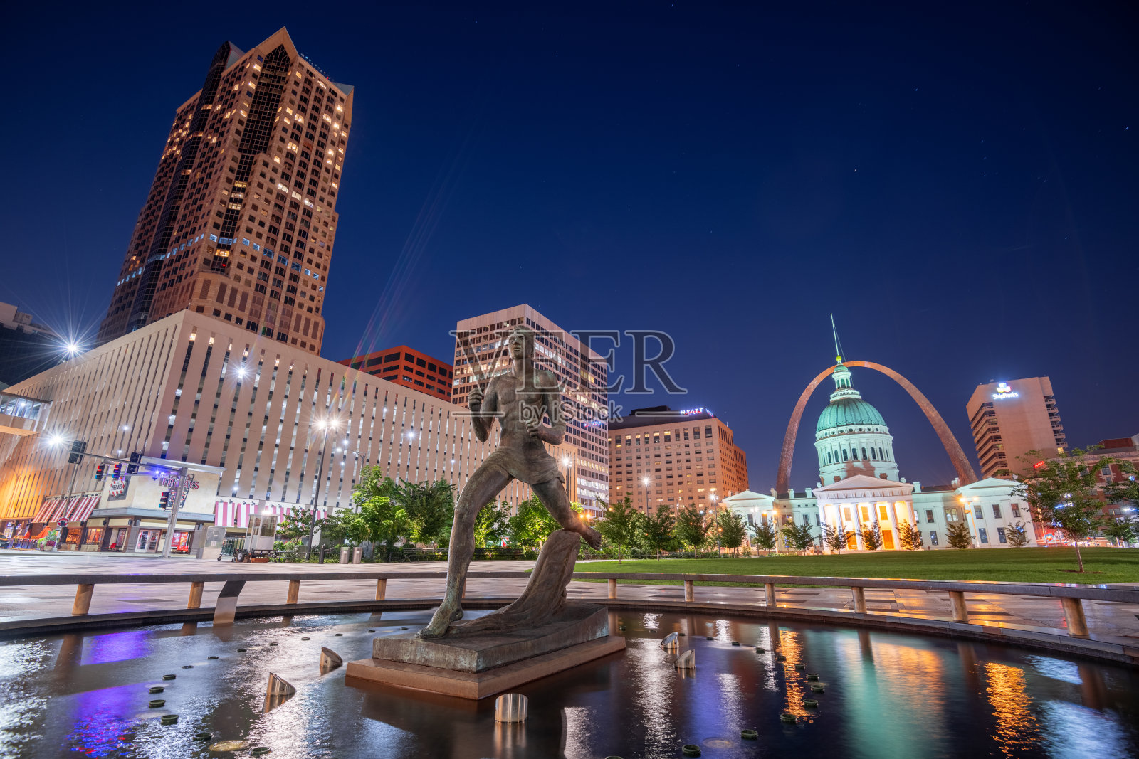 美国密苏里州圣路易斯市的齐纳广场公园照片摄影图片