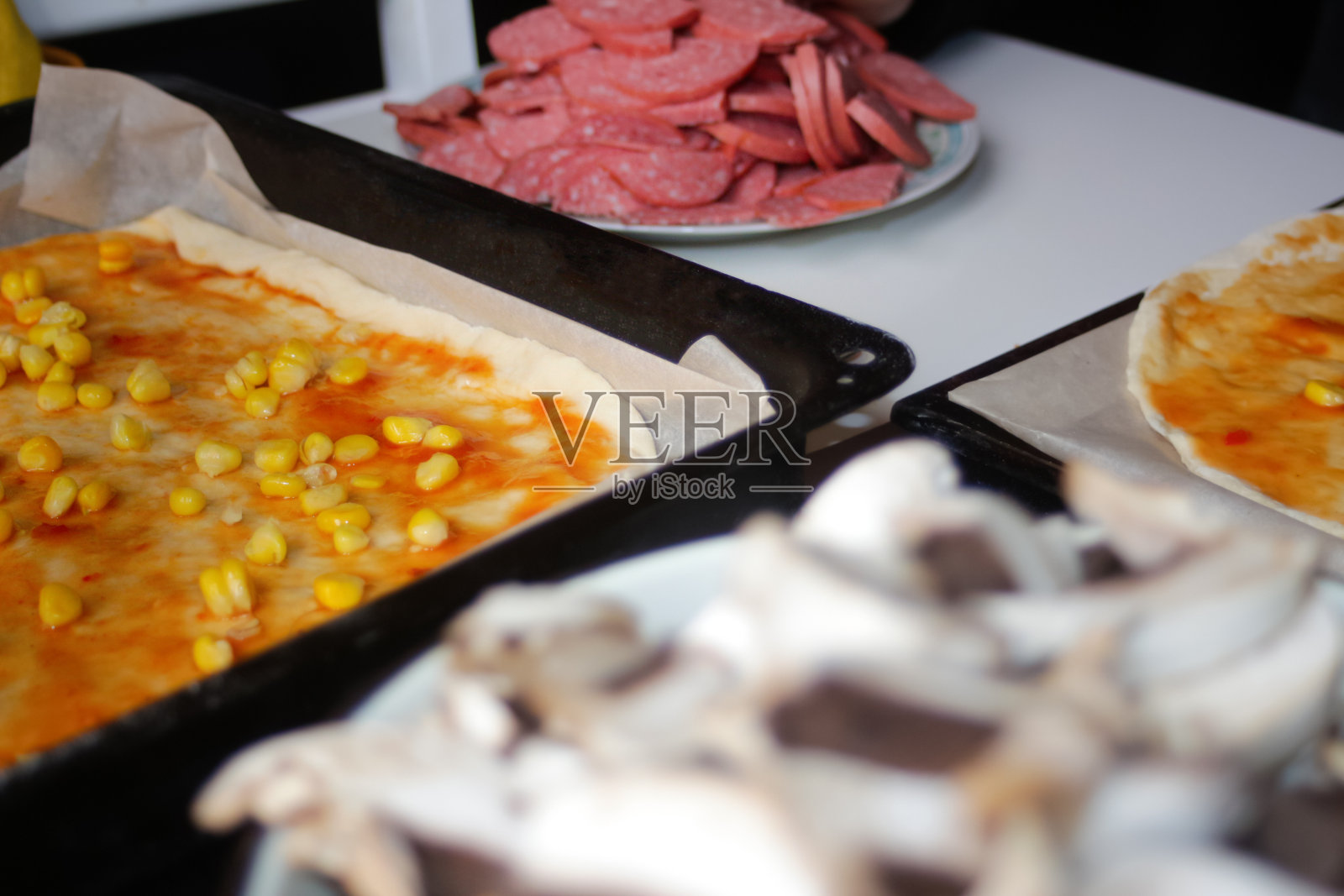 披萨食材虚焦摄影照片摄影图片