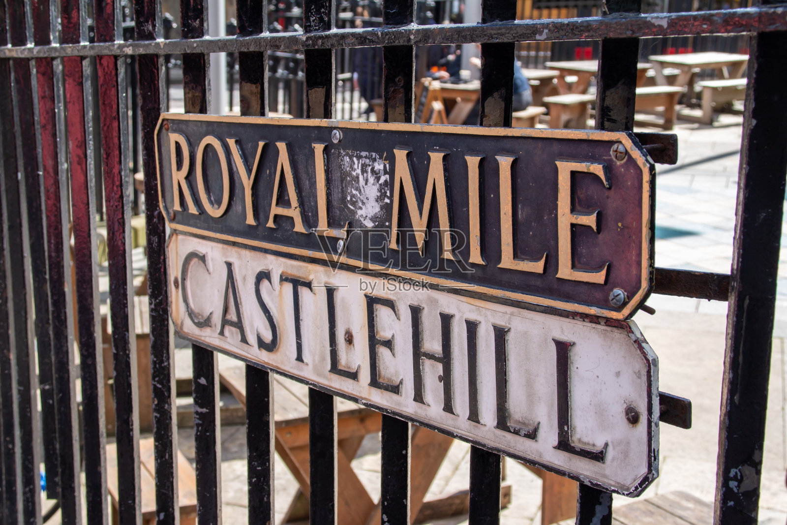 沿着爱丁堡皇家哩路的皇家哩标志照片摄影图片