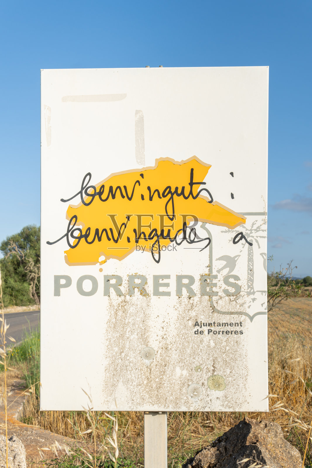 欢迎来到马略卡岛的Porreres小镇照片摄影图片