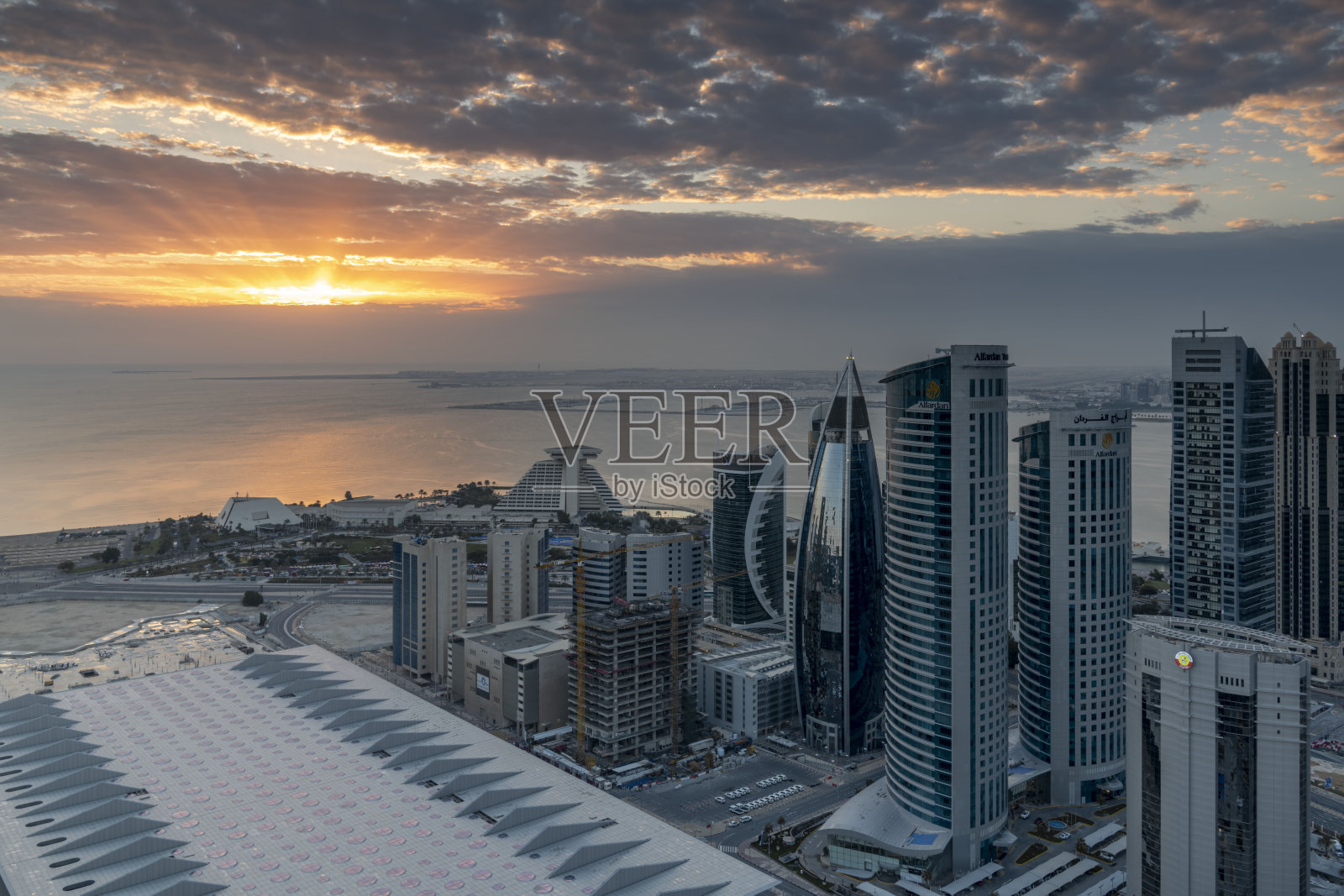 卡塔尔多哈天际线金融中心照片摄影图片