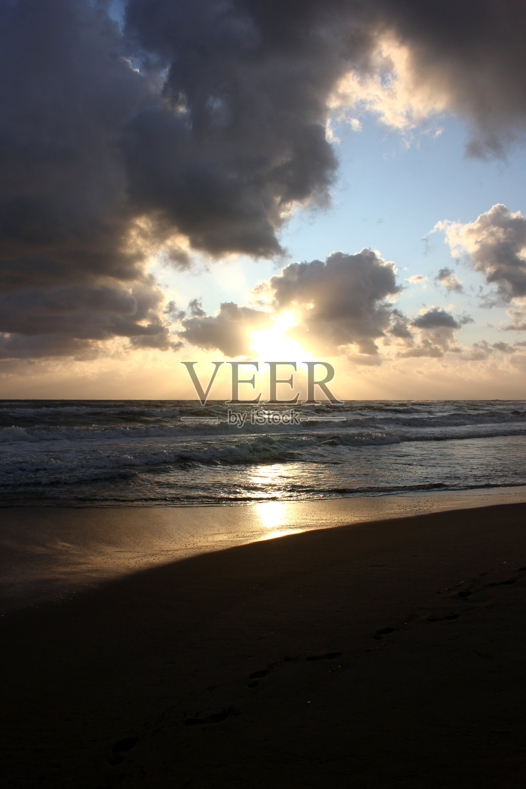 托斯卡纳，维亚雷焦，托斯卡纳托雷德拉戈的天空照片摄影图片