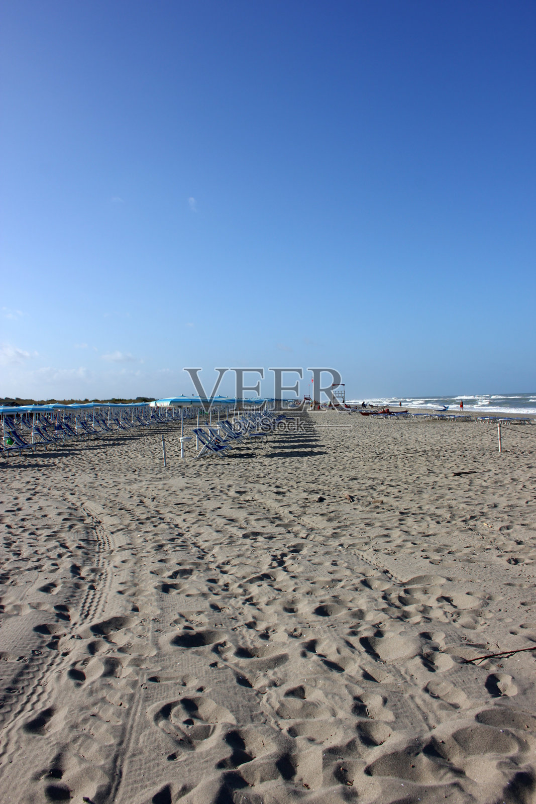 Torre del Lago海滩上的物品照片摄影图片