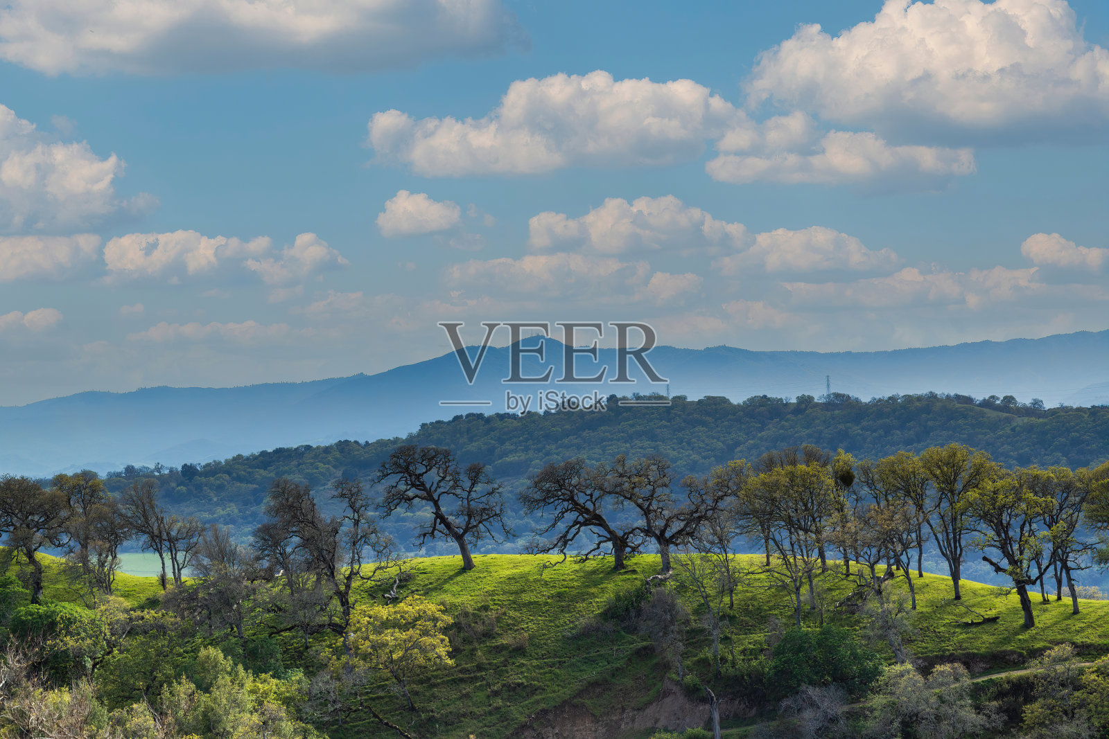 从约瑟夫·D·格兰特县公园俯瞰乌曼胡姆山照片摄影图片