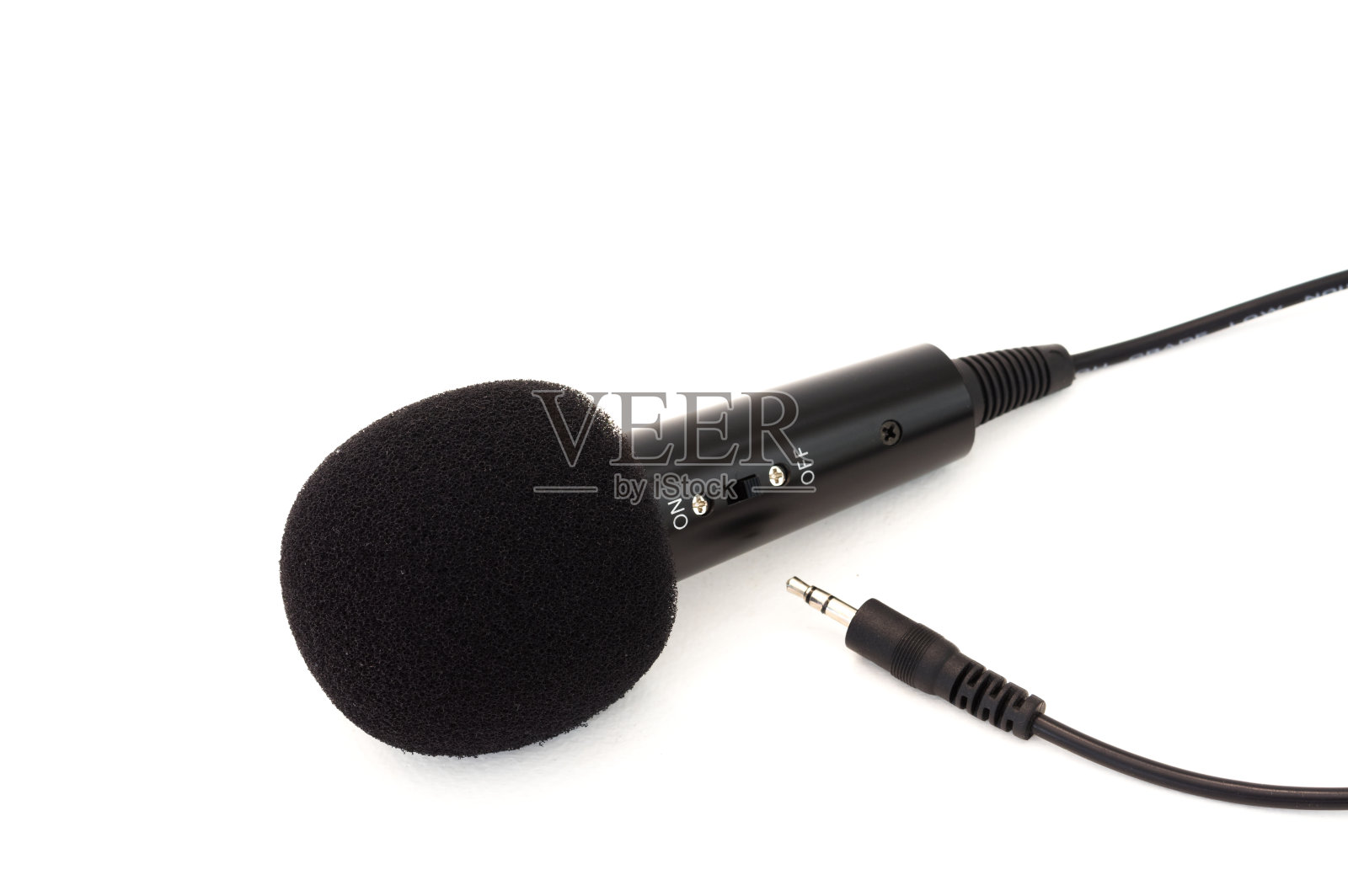 麦克风隔离在白色背景上。照片摄影图片