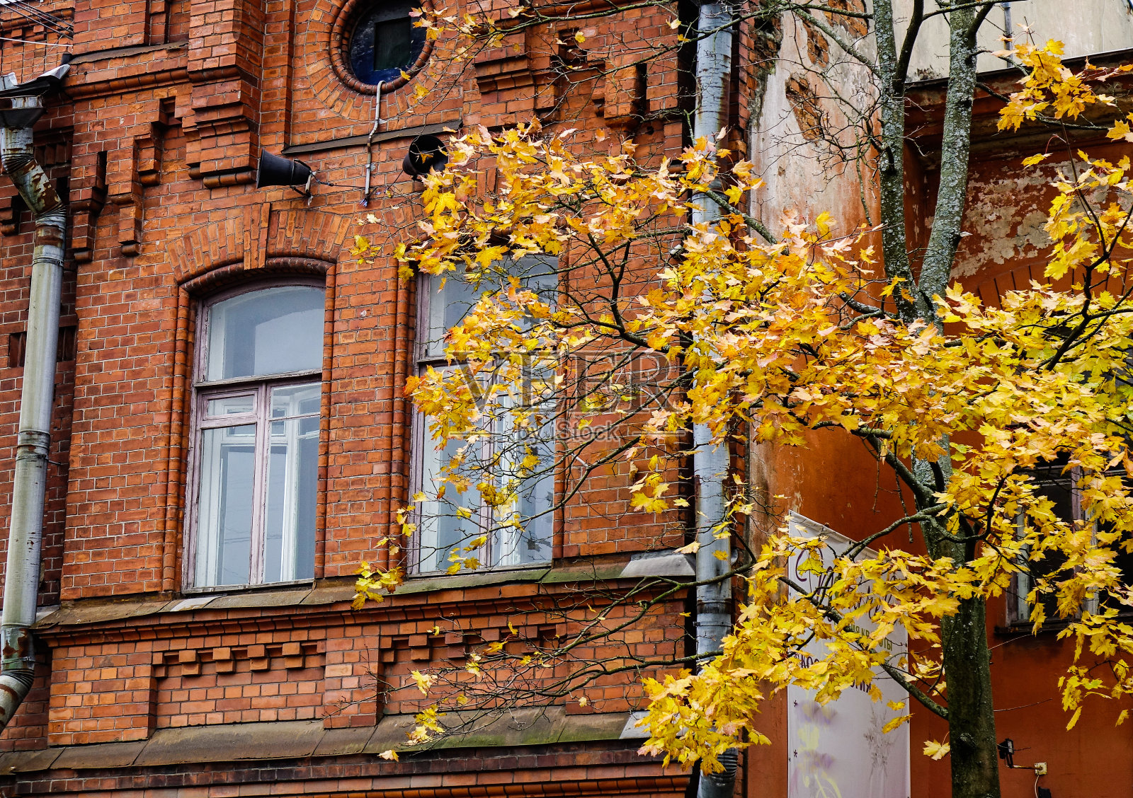 俄罗斯圣彼得堡的老建筑照片摄影图片