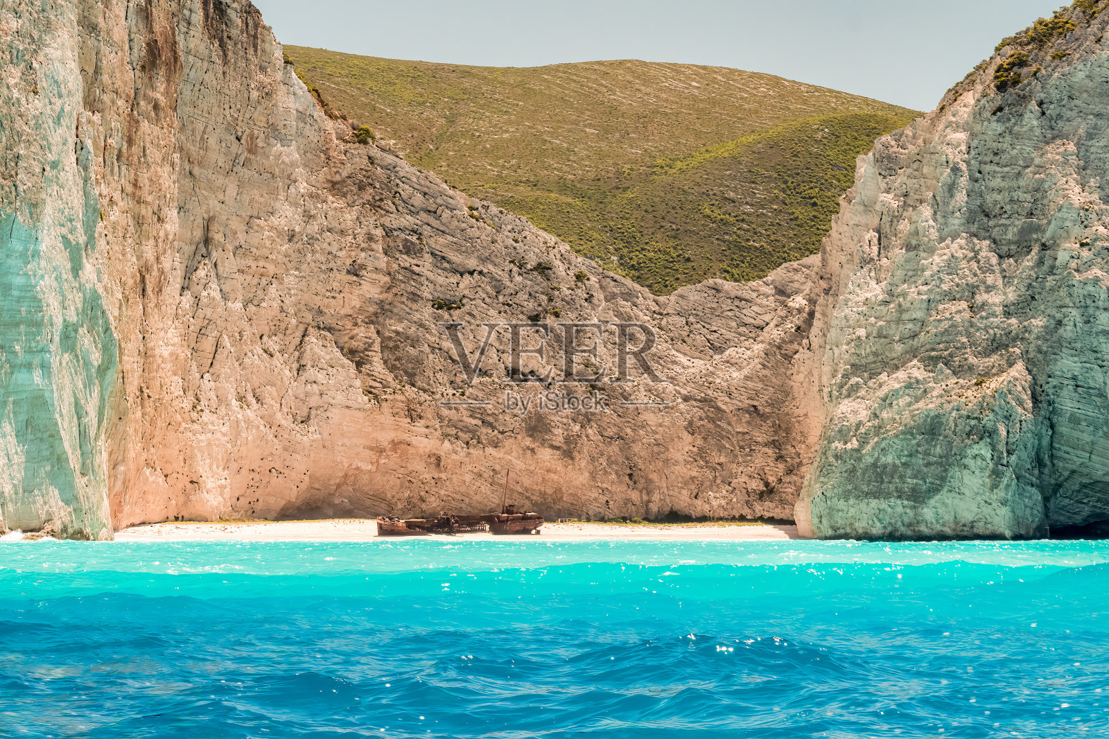 希腊扎金索斯岛的纳瓦吉奥海滩。照片摄影图片