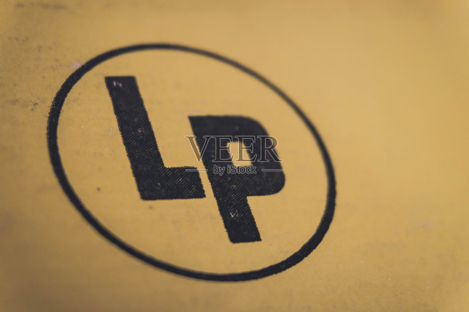 LP长播放黑胶唱片单字音乐工业照片摄影图片