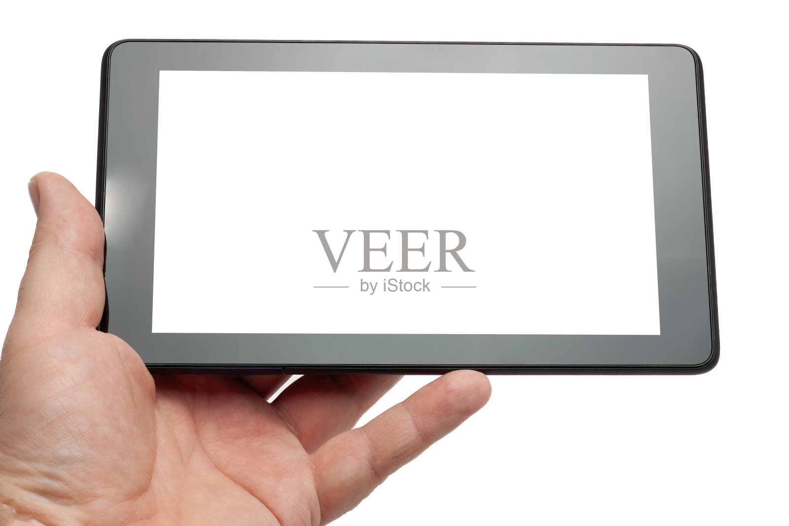 男子手显示平板电脑与空白屏幕，白色背景。照片摄影图片