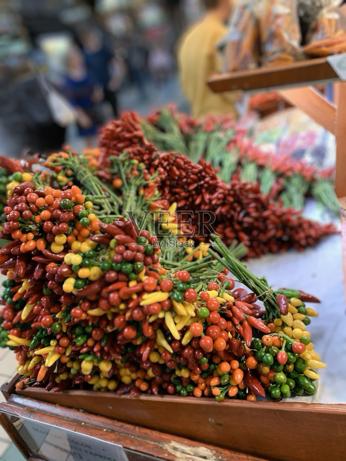 五颜六色的匈牙利辣椒照片摄影图片