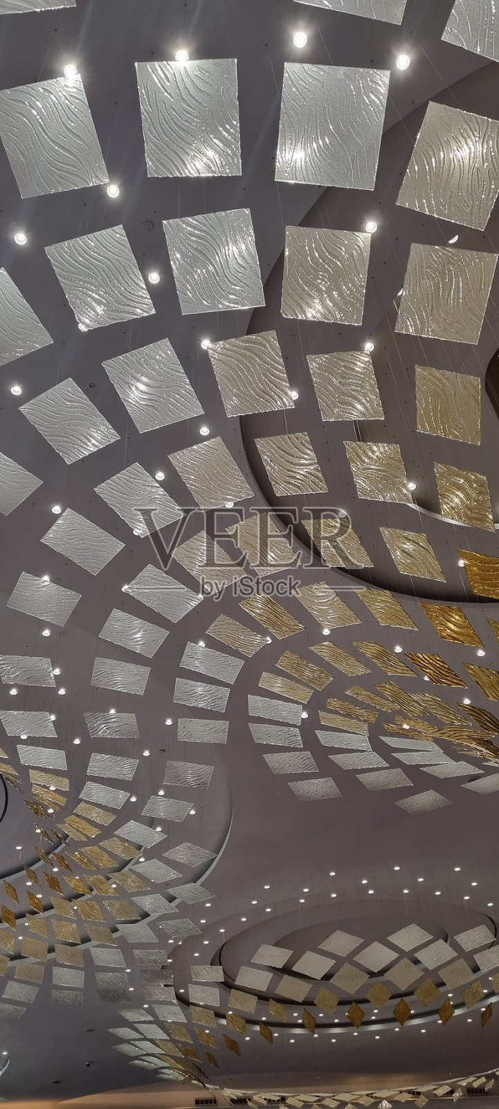 吊顶玻璃马赛克装饰照片摄影图片