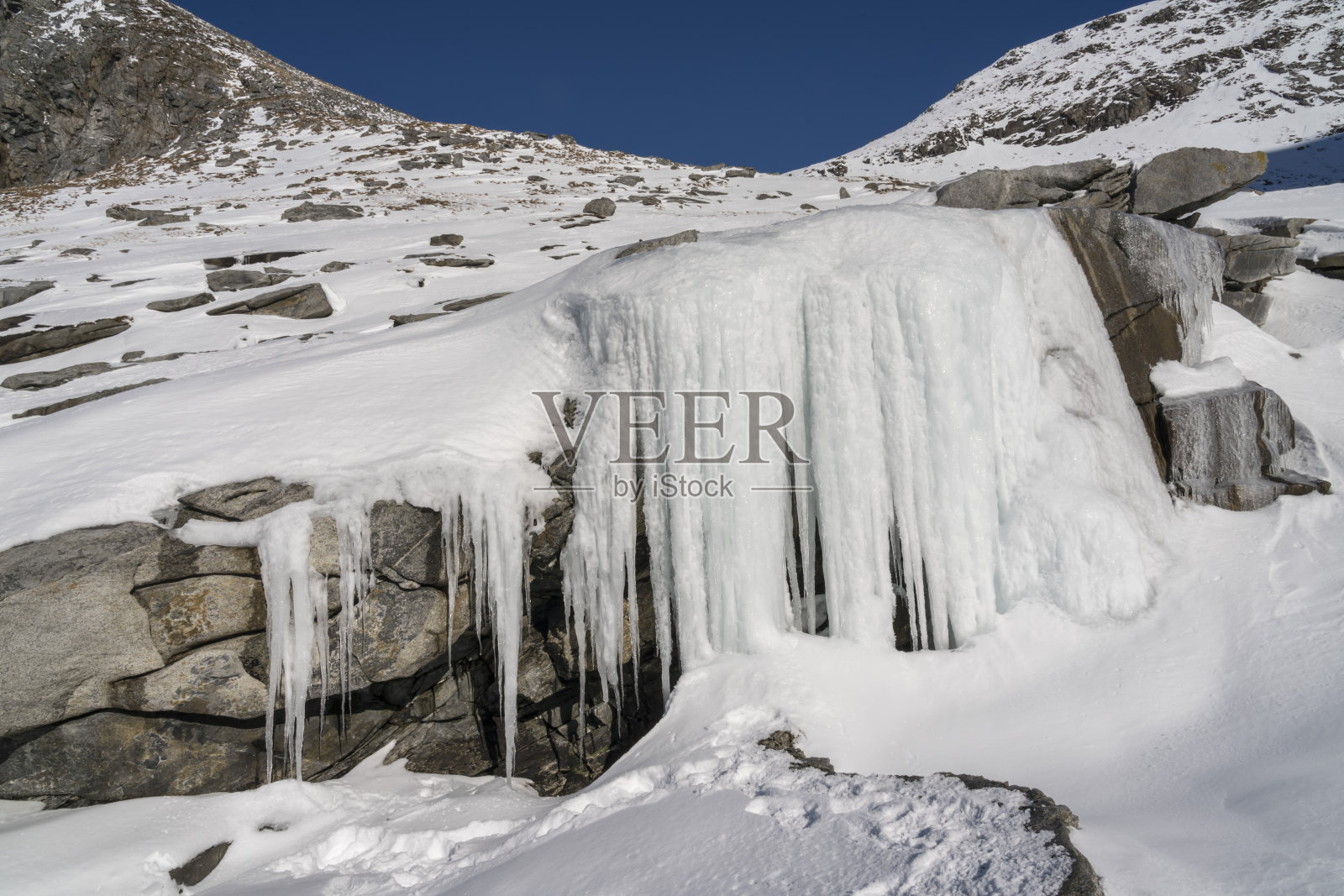 冬天的Kvalvika海滩，莫斯科，罗弗敦照片摄影图片
