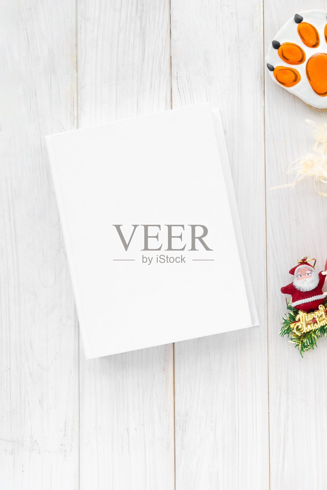 有文字空间的圣诞卡。圣诞花环照片摄影图片