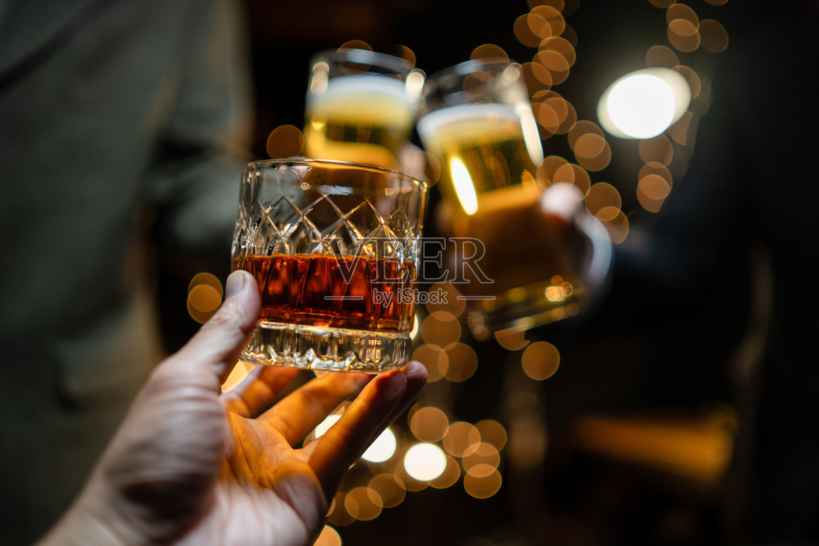 庆祝威士忌照片摄影图片