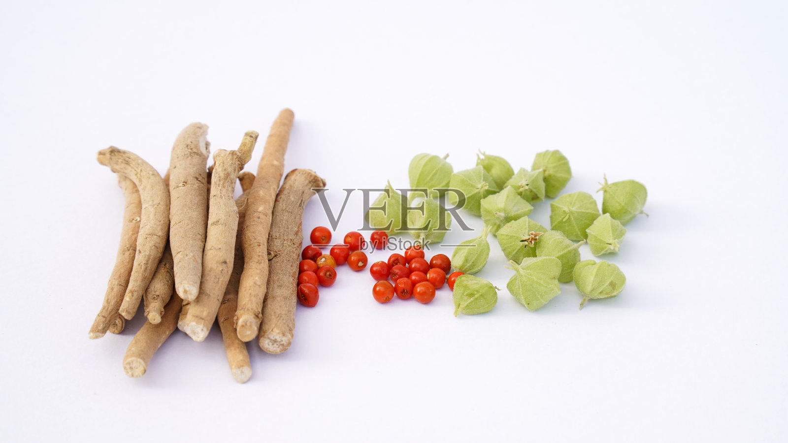 通常被称为Ashwagandha，是一种重要的药用植物，已被用于印度草药照片摄影图片