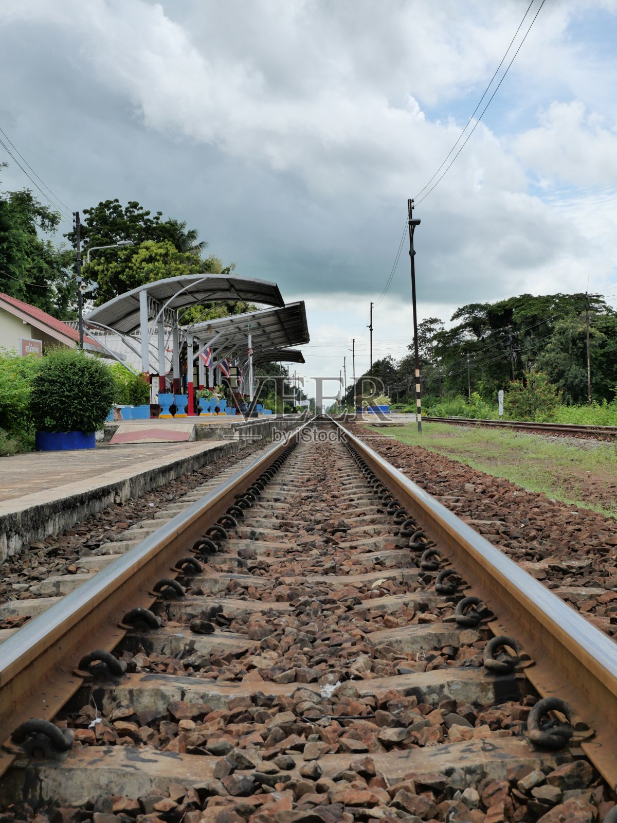 铁轨照片摄影图片