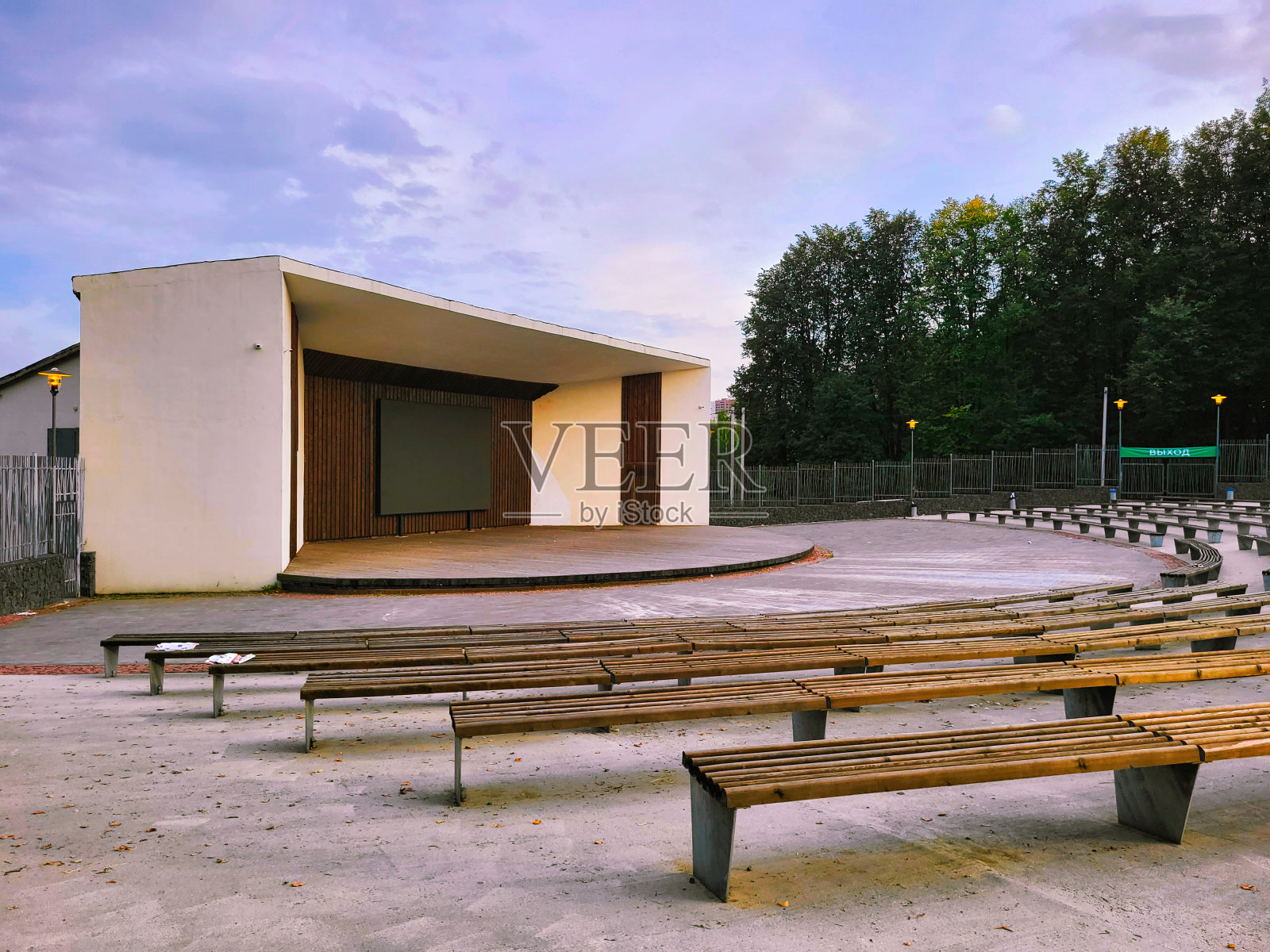 观景城市公园水塘景观景点照片摄影图片