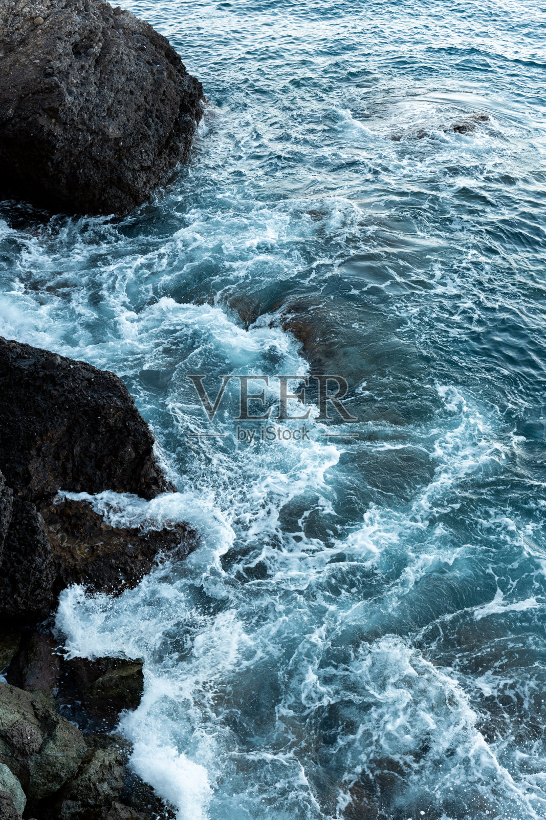 美丽的绿色和蓝色的大海照片摄影图片