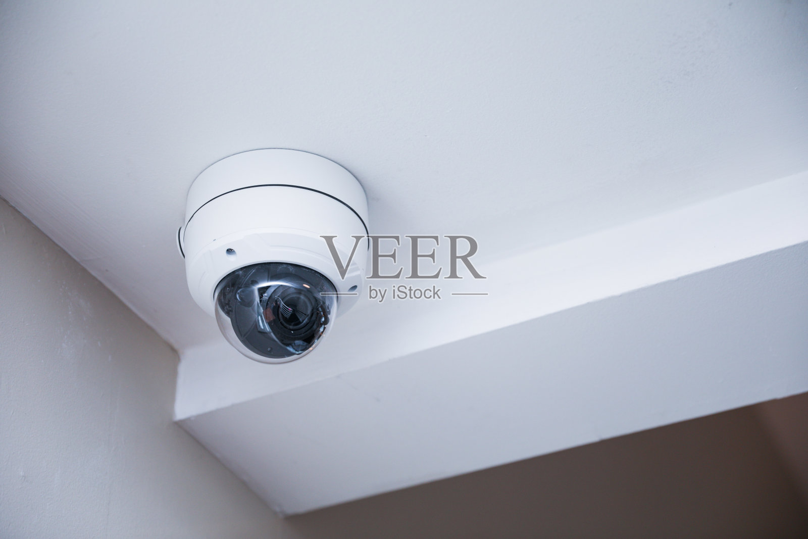 城市街道安防摄像技术，保障公共安全和监控照片摄影图片