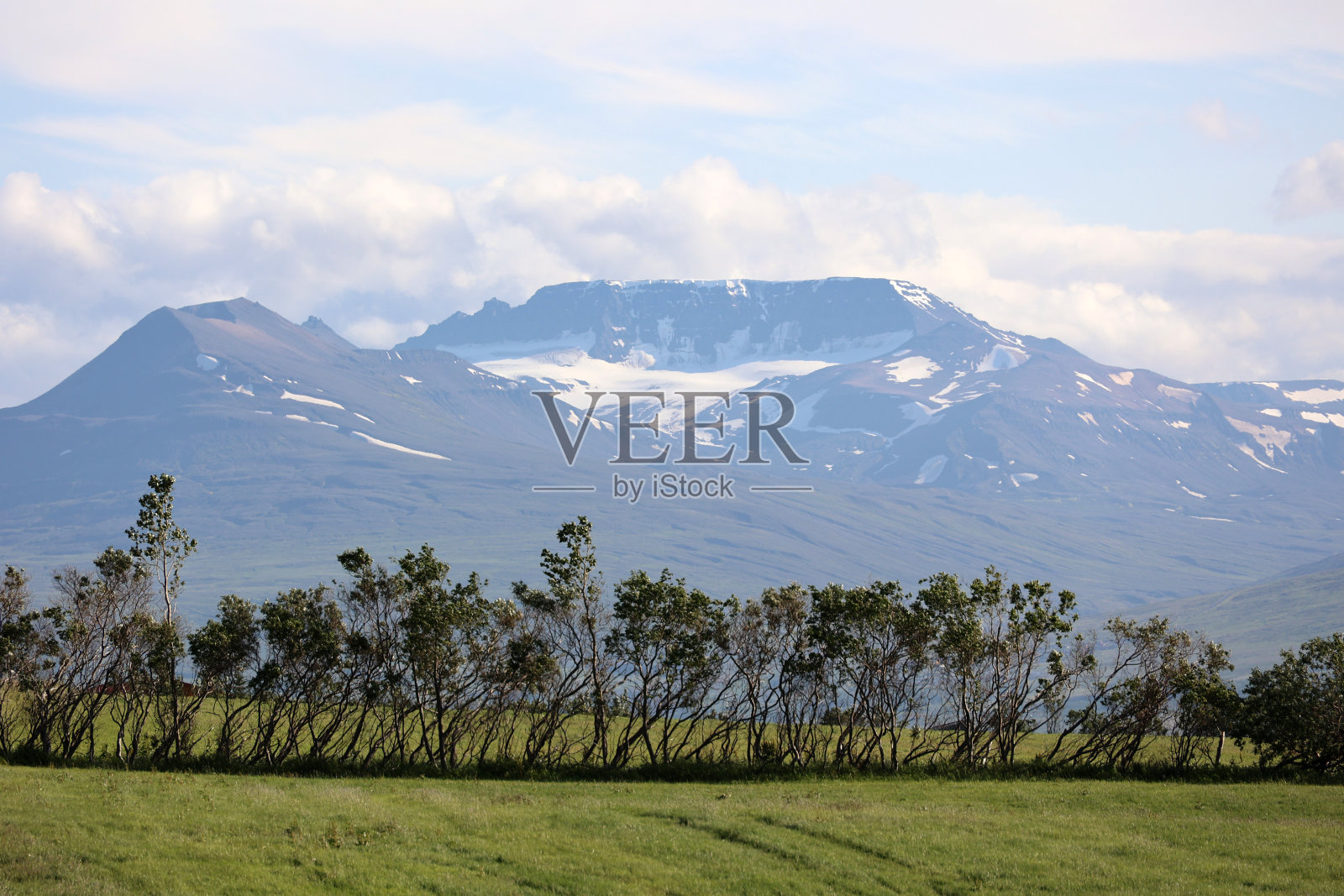 冰岛-埃亚菲约尔峡湾半岛景观Tröllaskagi照片摄影图片