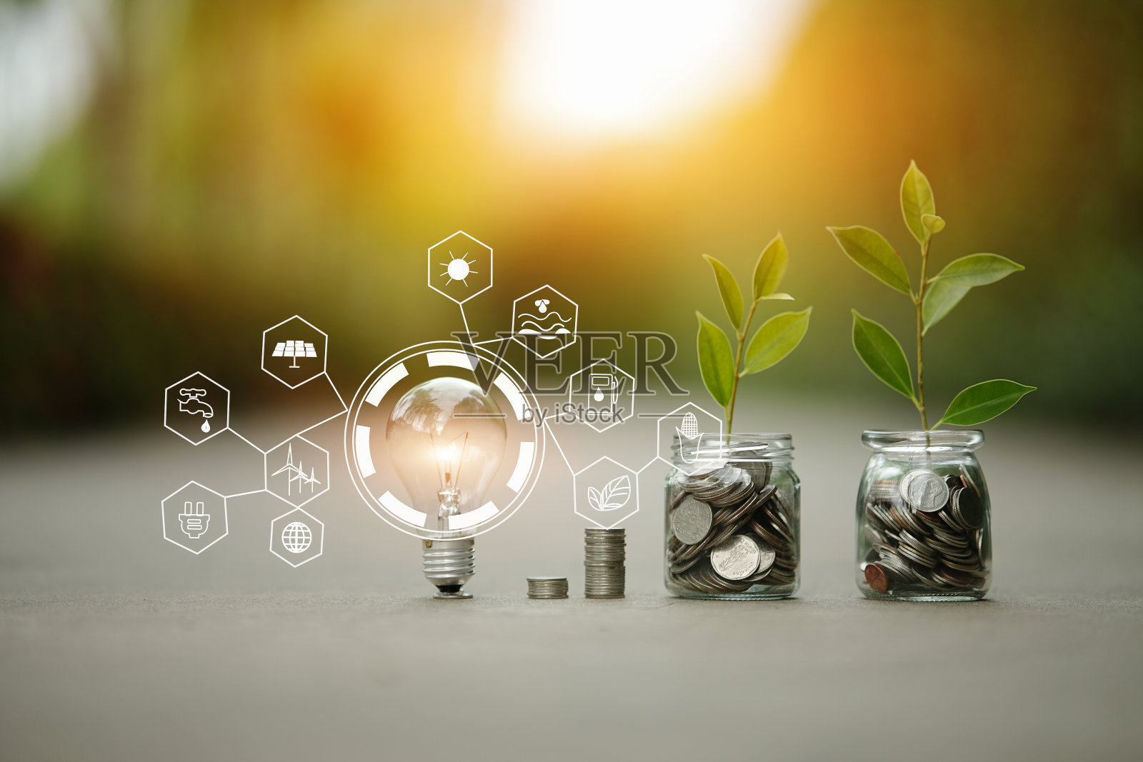 抛下硬币照片摄影图片