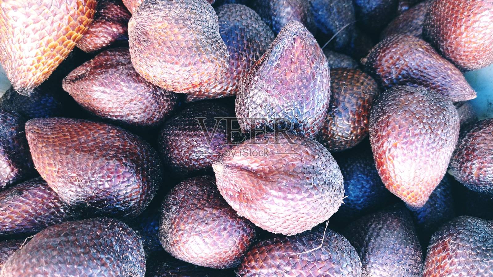 全画幅拍摄蛇果或沙拉照片摄影图片