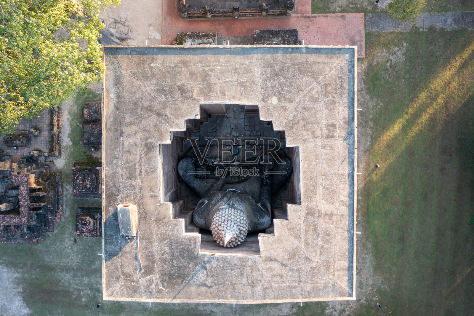 泰国素可泰的寺春寺照片摄影图片