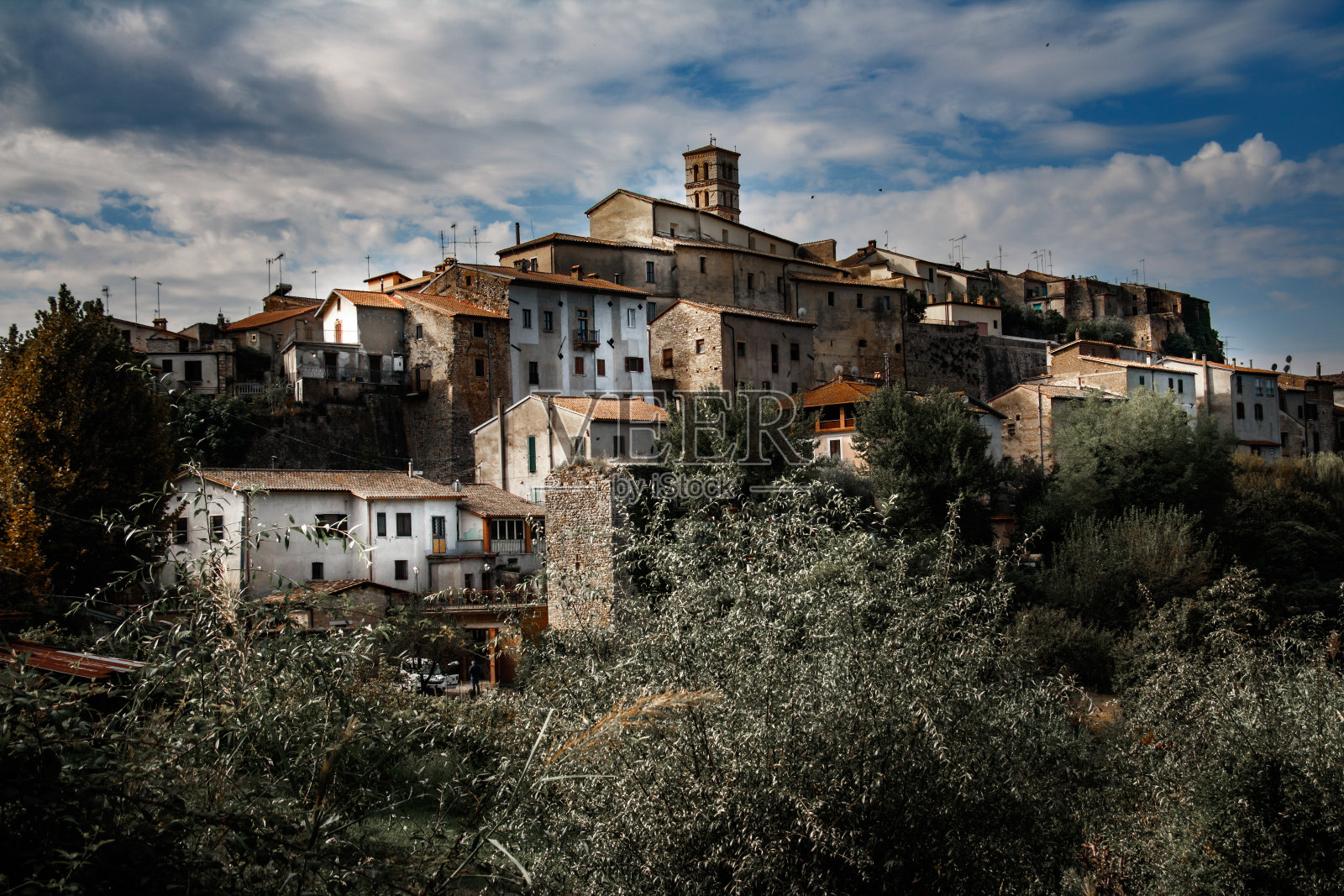 意大利的塔拉诺。照片摄影图片