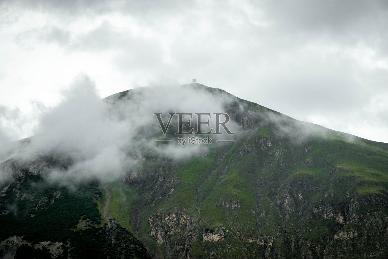 瓦尔泰利纳利维尼奥的壮丽景色照片摄影图片