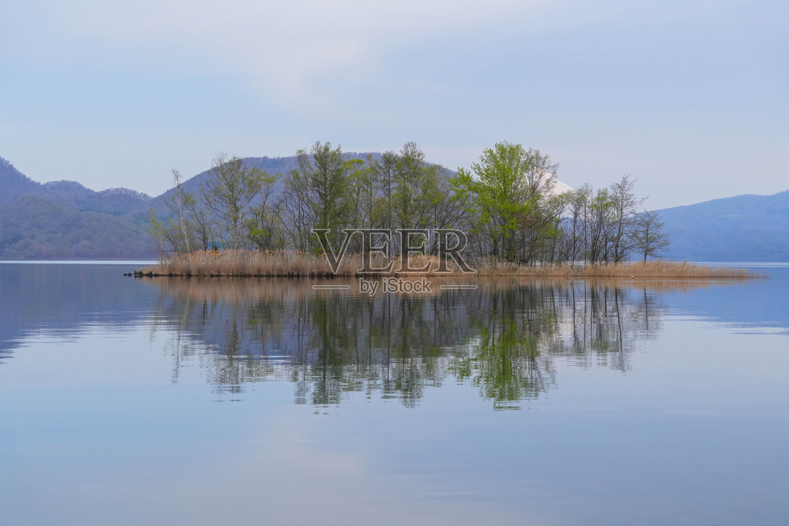 托雅湖照片摄影图片